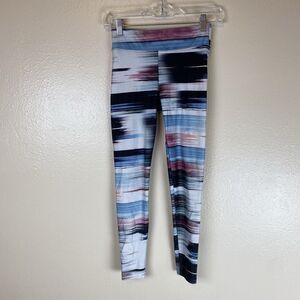 Koral S Lustrous High Rise Leggings Blur Shine HR Metallic Stripe Geometric